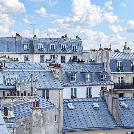 Montmartre Vue Sur Les Toits De Et La Tour Eiffel *